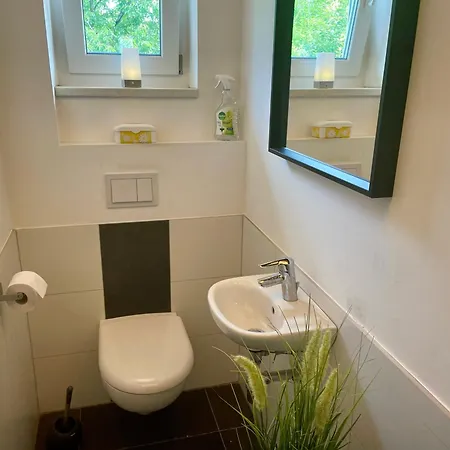 Villa Kolberg Mit Garagen - Nahe Faaker See, Villach, Wörthersee *