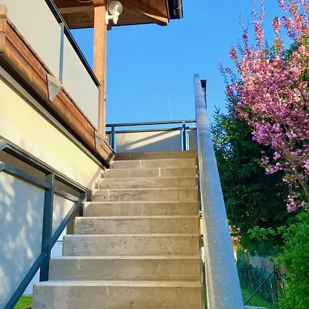 Villa Kolberg Mit Garagen - Nahe Faaker See, Villach, Wörthersee Finkenstein am Faaker See